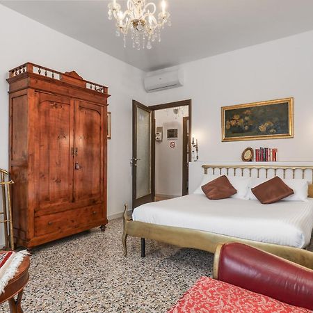 Suite Angolo Alla Stazione - Appartamento Con Terrazzo Panoramico Pavia Ngoại thất bức ảnh