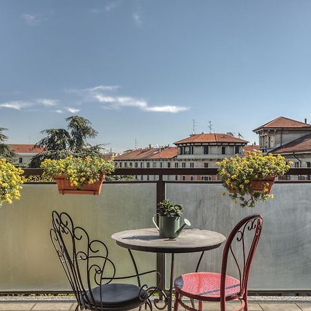 Suite Angolo Alla Stazione - Appartamento Con Terrazzo Panoramico Pavia Ngoại thất bức ảnh