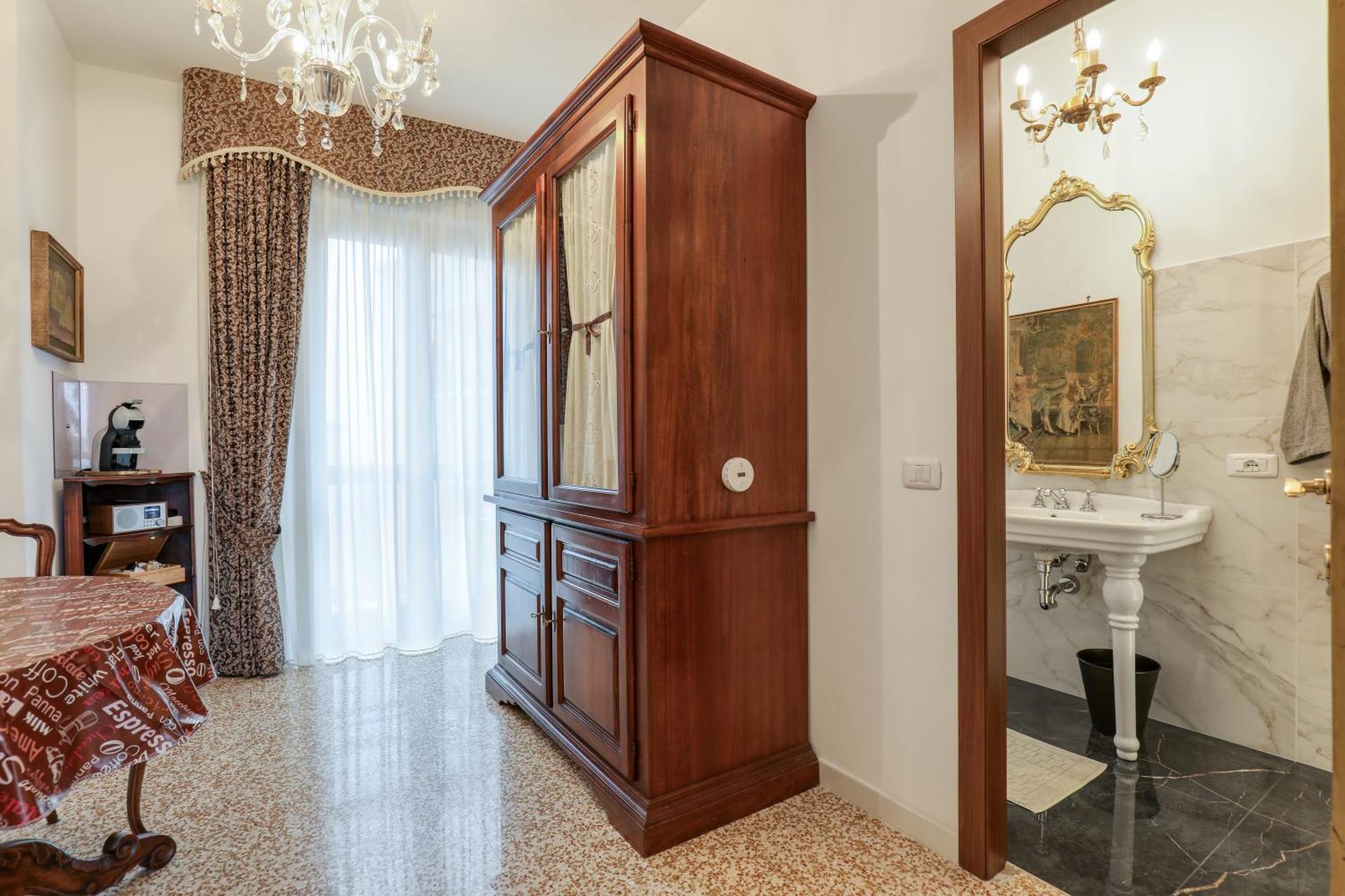 Suite Angolo Alla Stazione - Appartamento Con Terrazzo Panoramico Pavia Ngoại thất bức ảnh