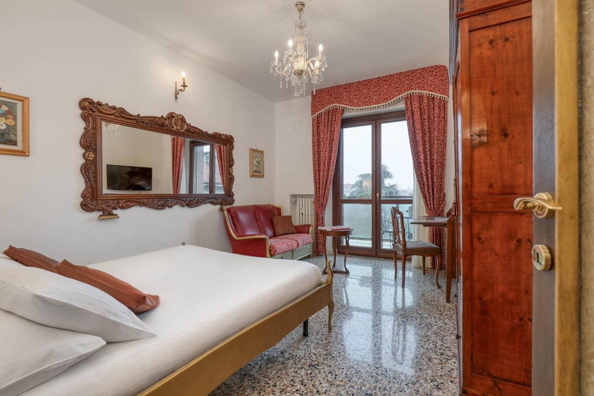 Suite Angolo Alla Stazione - Appartamento Con Terrazzo Panoramico Pavia Ngoại thất bức ảnh